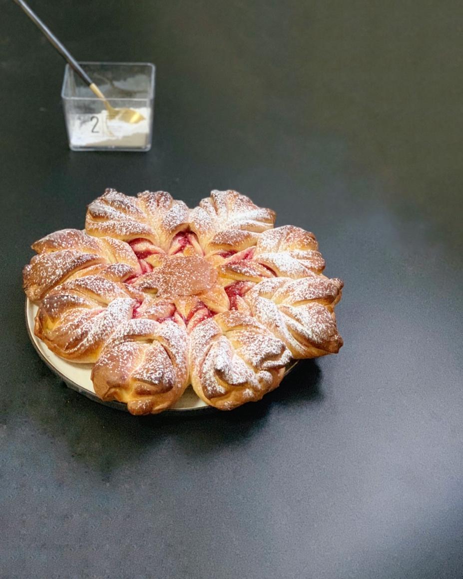 圣诞星星面包:如何用一个晚上的时间开始迎接圣诞季