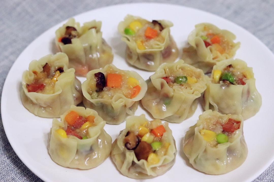 饺子皮咸蛋黄烧麦