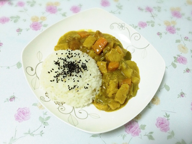 咖喱鸡肉饭