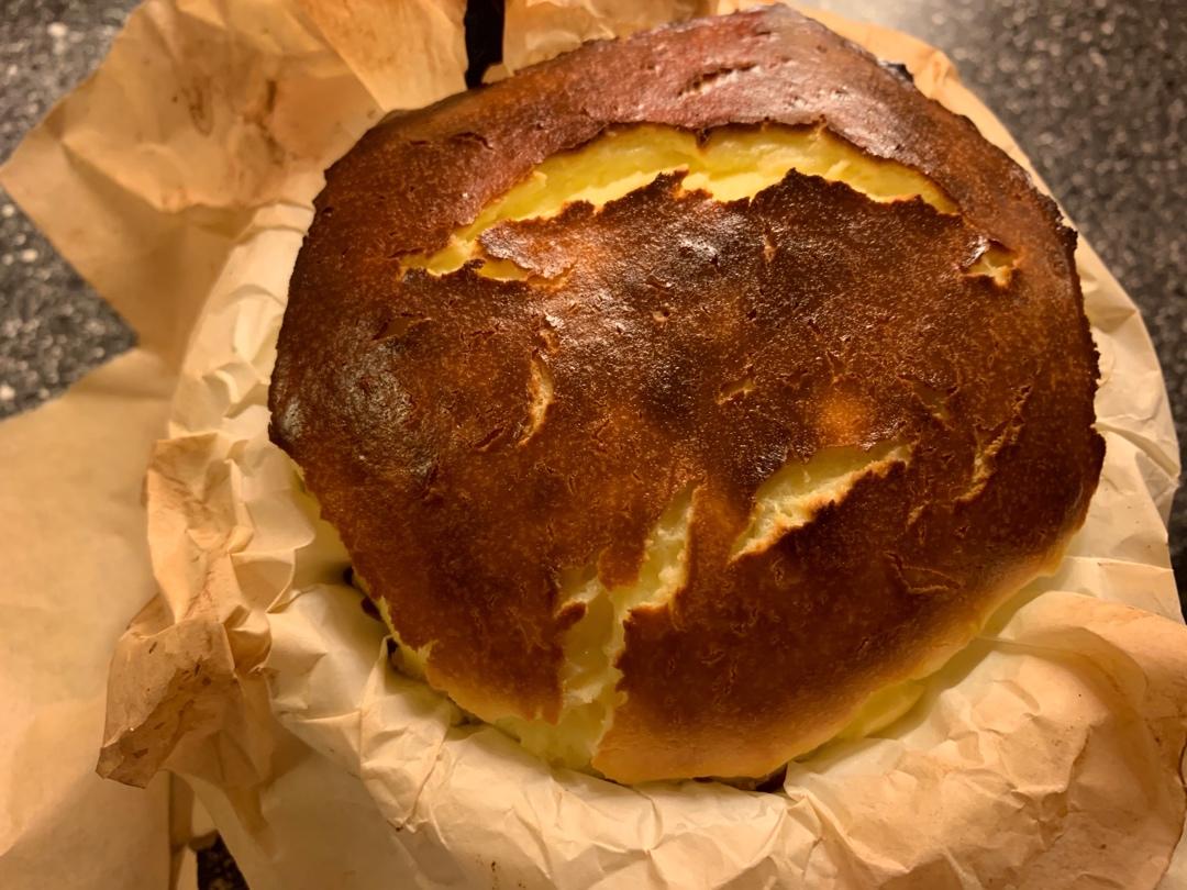 4寸巴斯克式芝士蛋糕