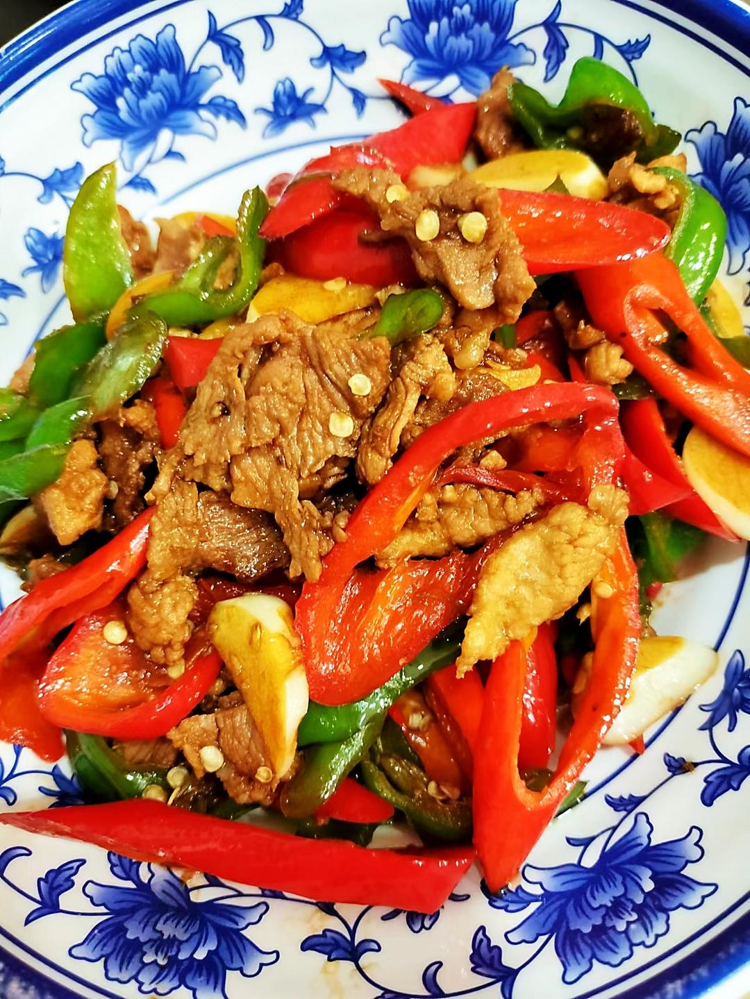 家常辣椒炒肉的做法