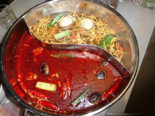 靜靈家的鴛鴦金湯火鍋的做法