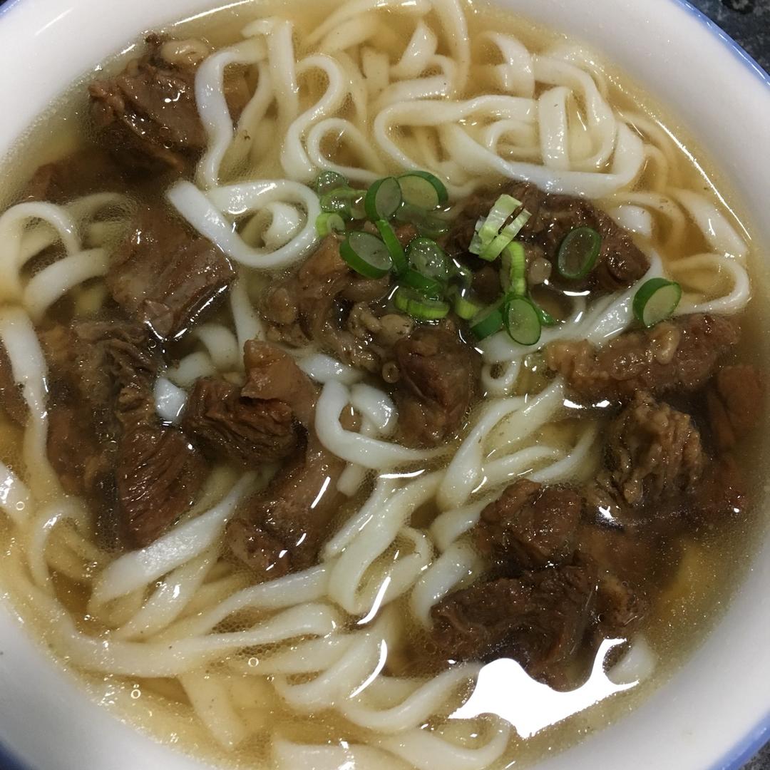 红烧牛肉面