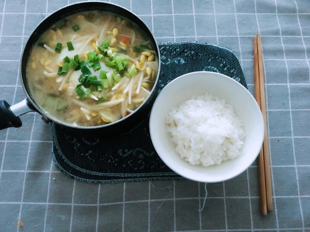 夏日番茄味噌汤