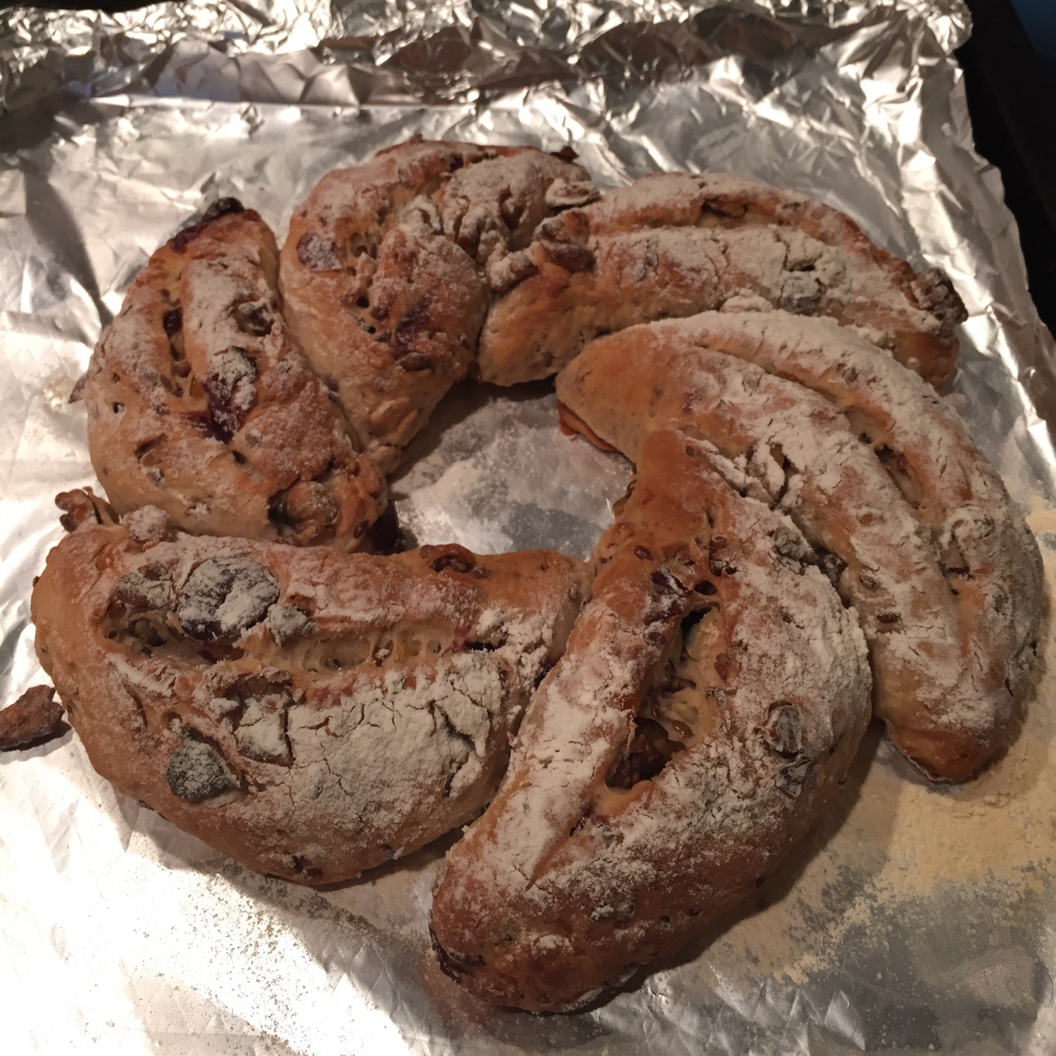 月亮的味道（起个这么装的名字是有原因的其实就是混合果仁全麦包谢谢大家）