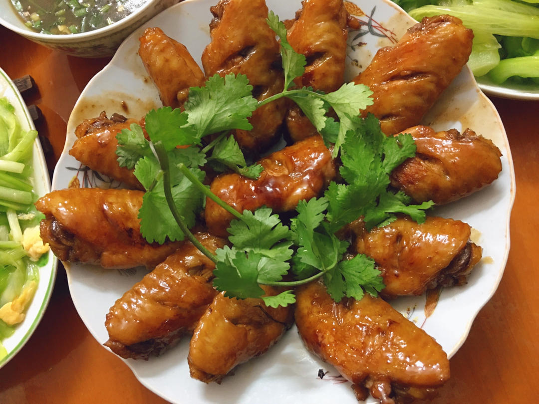 厨师长教你：“可乐鸡翅”的家常做法，味道鲜嫩可口，先收藏起来