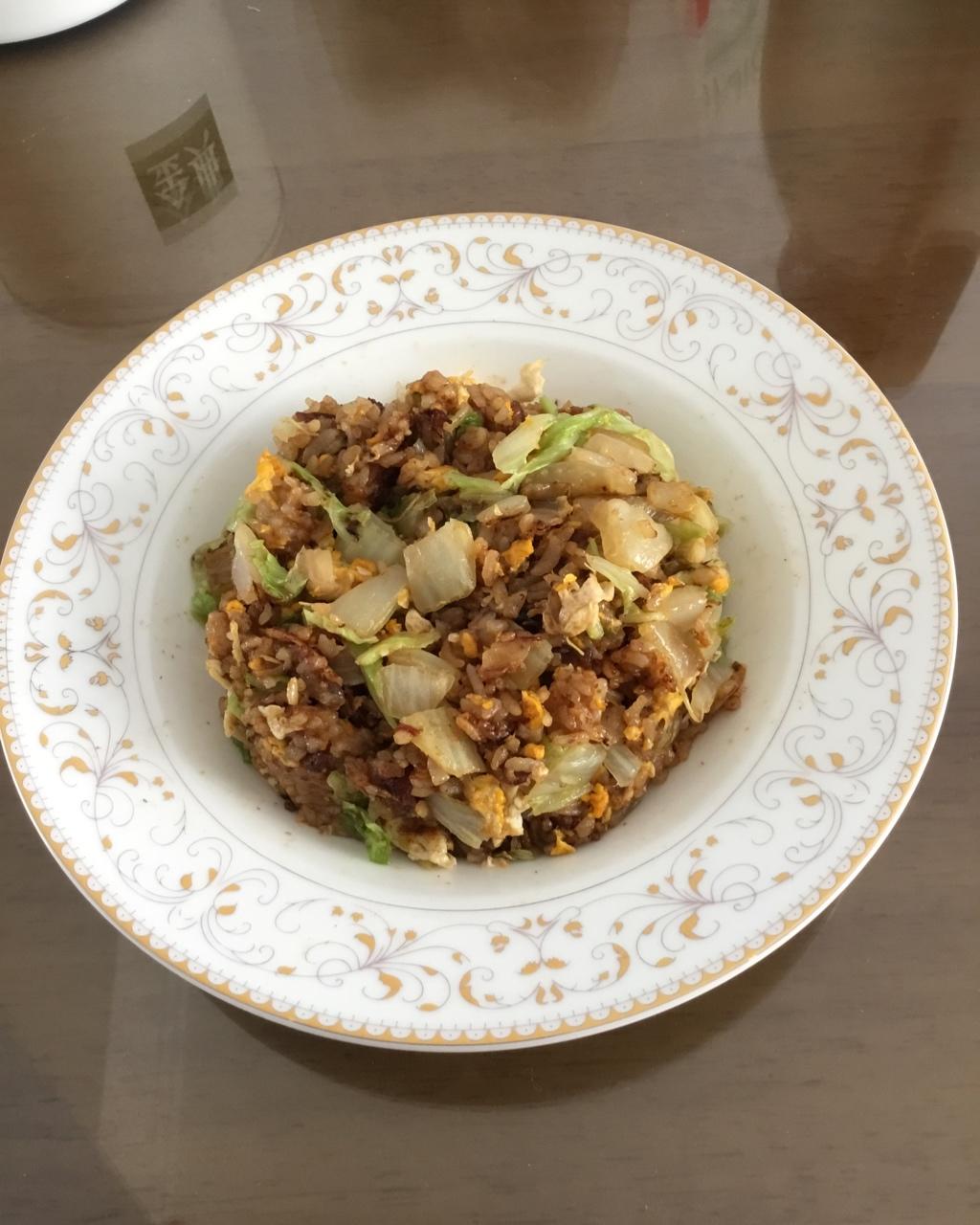 香肠蛋炒饭
