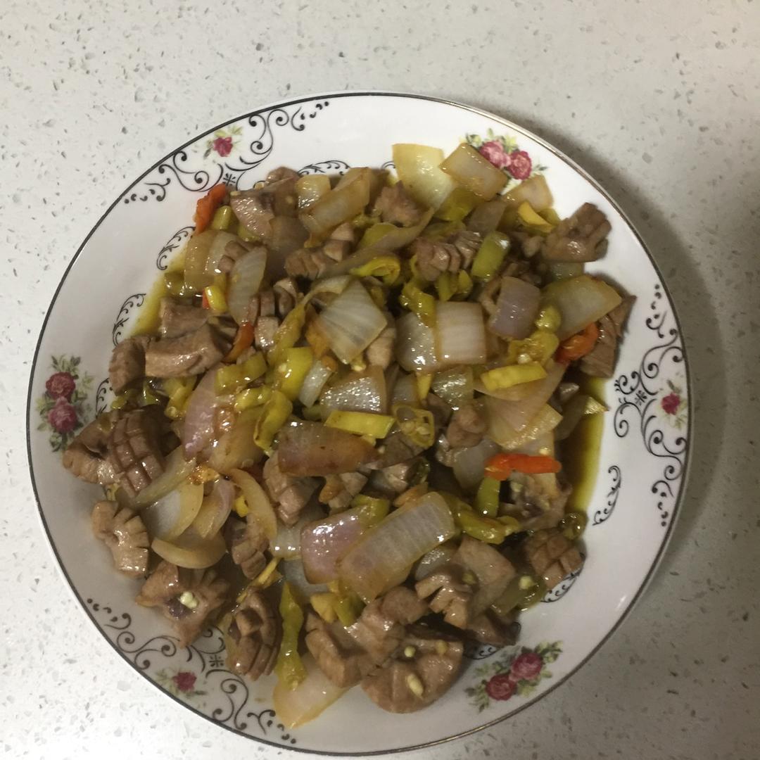 泡椒炒腰花！
