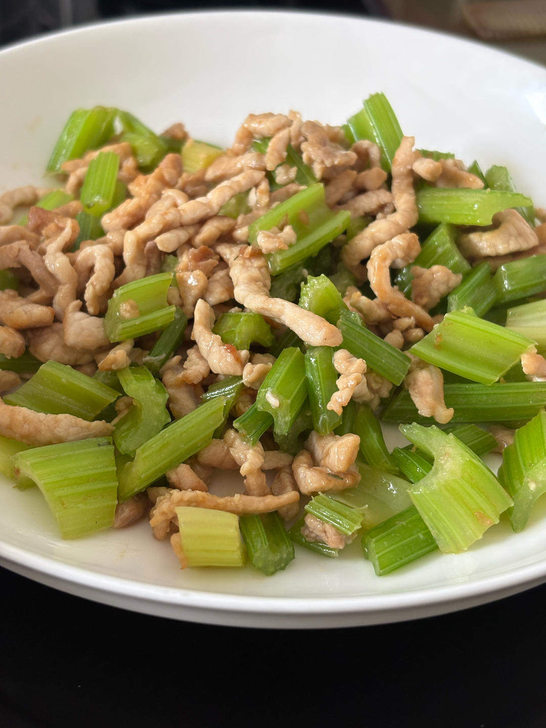 猪肉丝炒芹菜