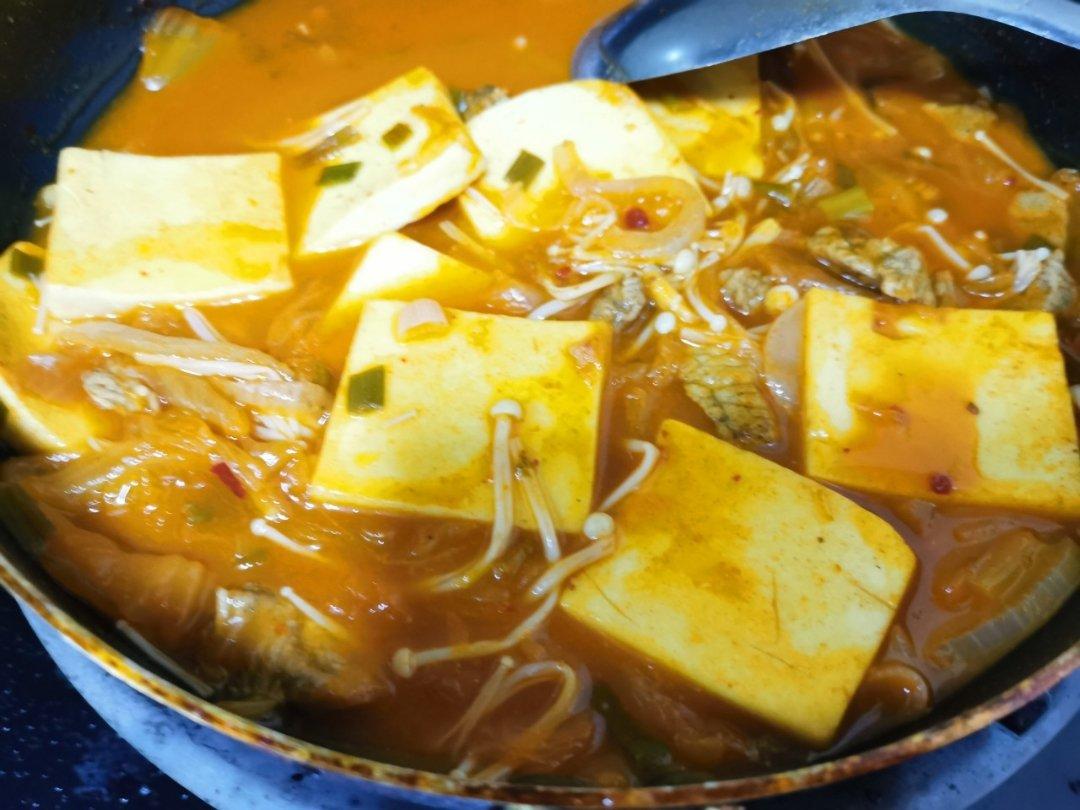 好吃到哭泣的泡菜豆腐汤