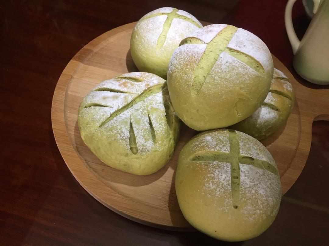 抹茶软欧（蜜豆奶酪馅）