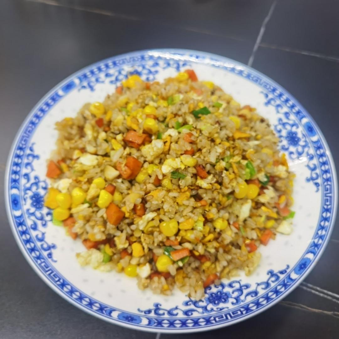 厨师长教你“蛋炒饭”如何做才好吃，答案都在这里面！