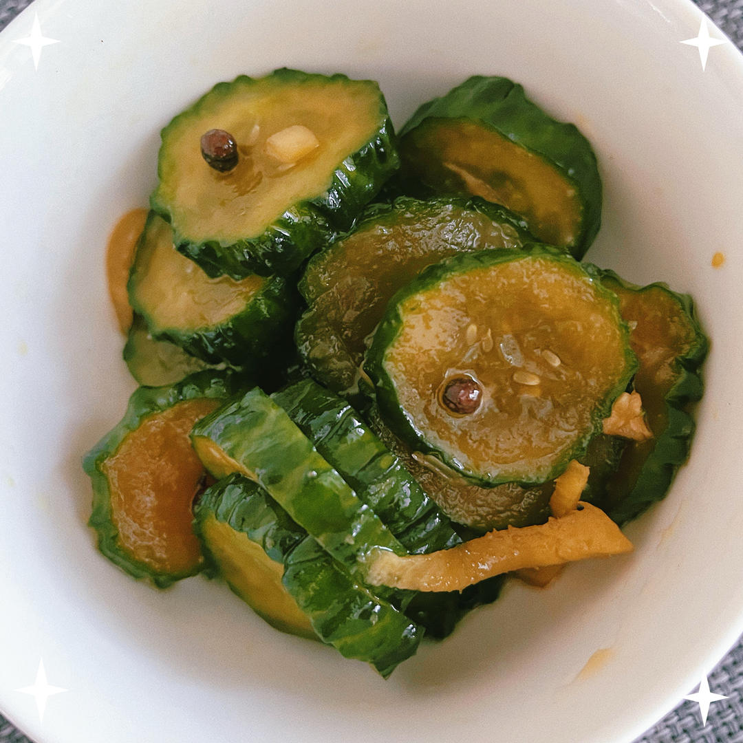 腌黄瓜（非常好吃的咸菜）