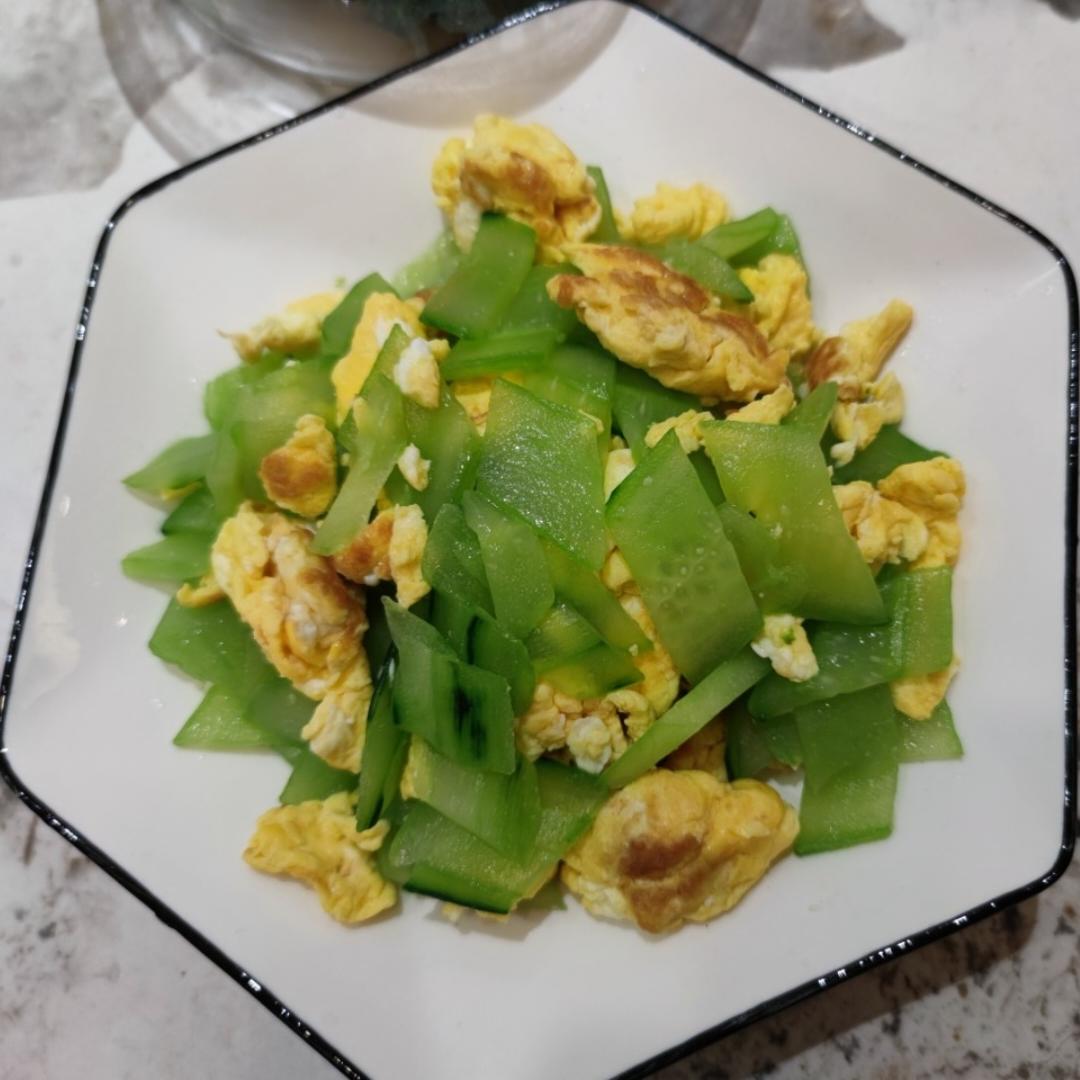黄瓜炒鸡蛋 （青瓜炒鸡蛋）