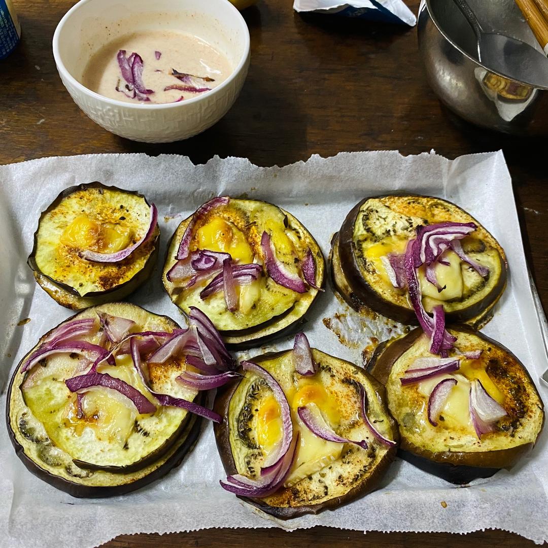 烤茄子片Roasted aubergine slice