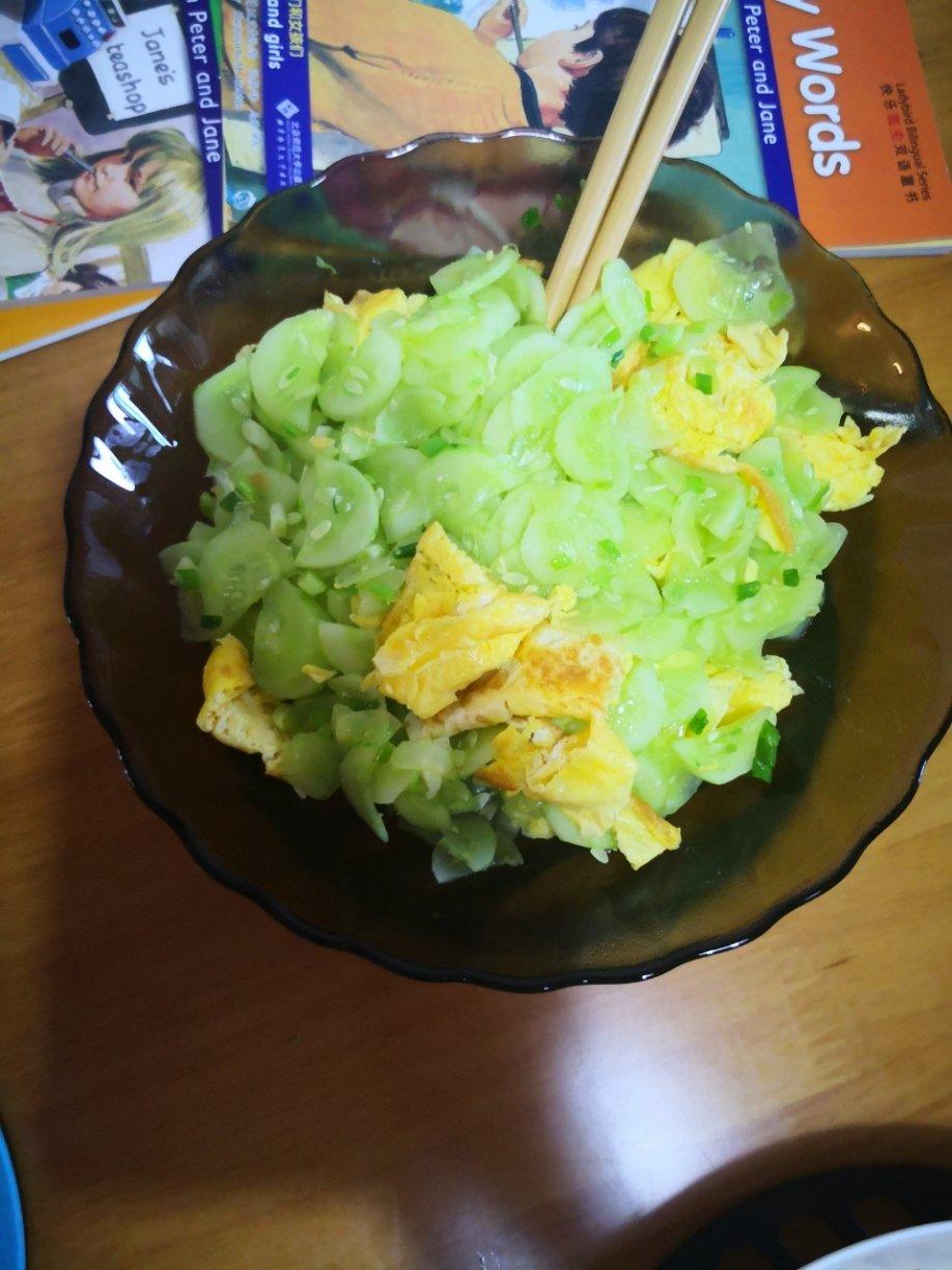 脆黄瓜炒鸡蛋～一菜登大堂