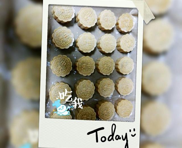 广式莲蓉蛋黄月饼的做法