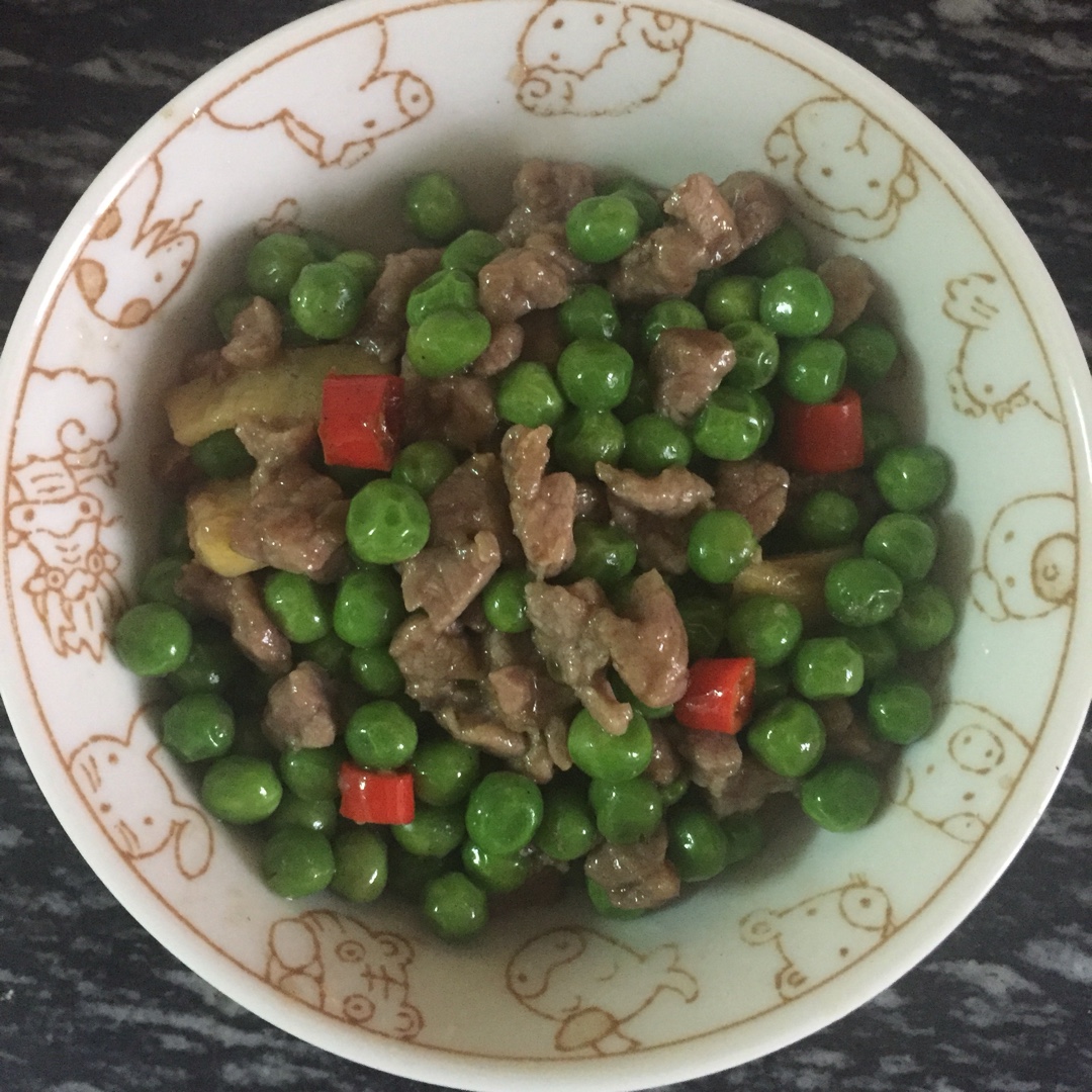 豌豆炒牛肉粒