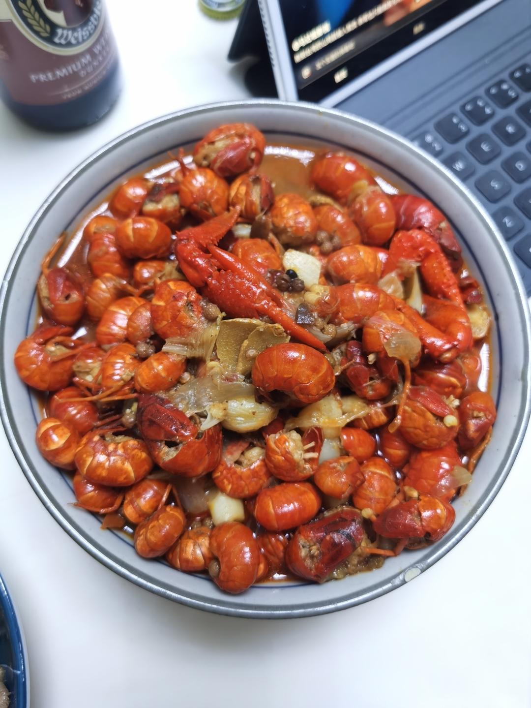 香辣小龙虾-超详细处理干净步骤！