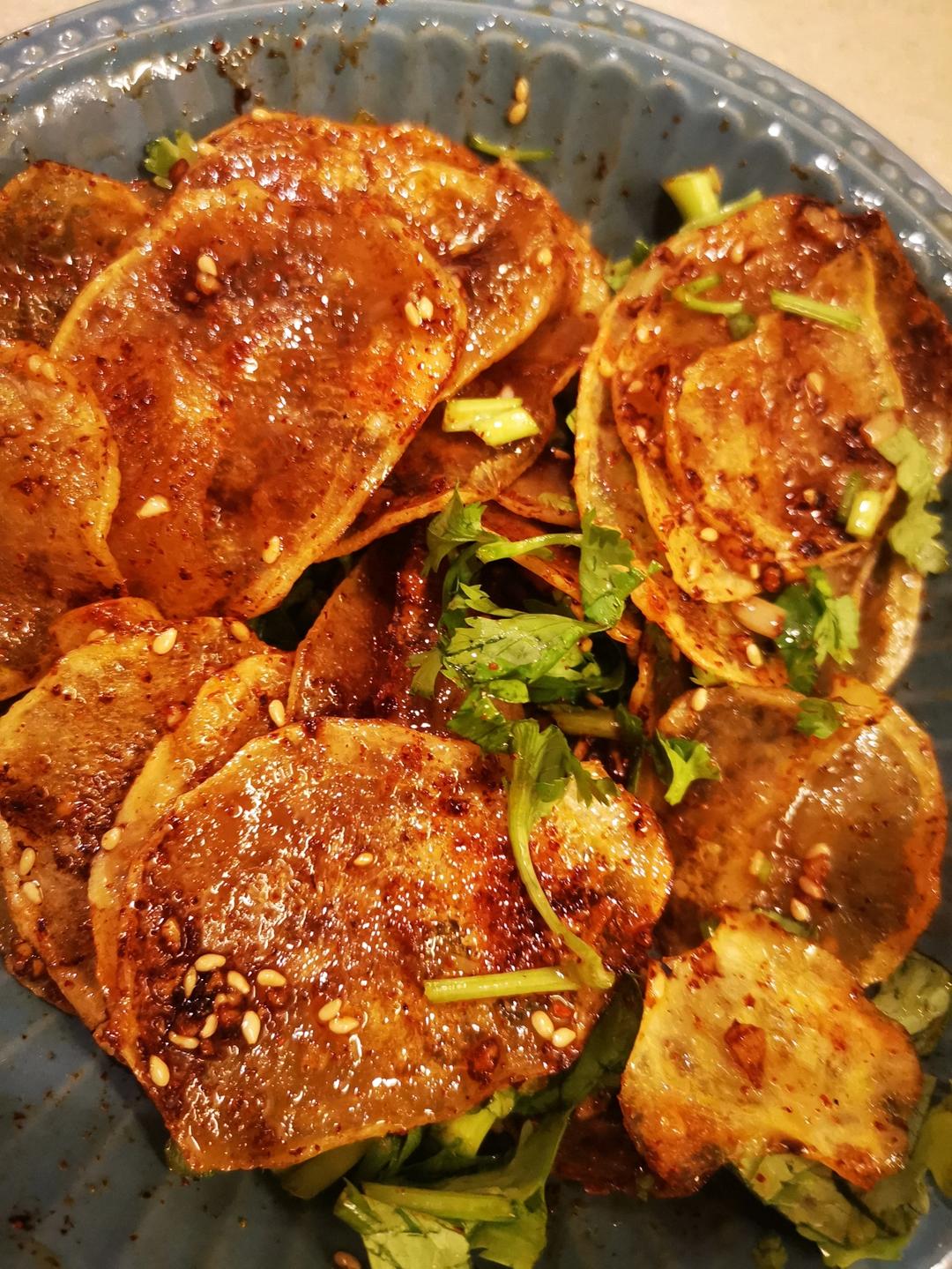 做法超级简单❗️比烧烤还好吃孜然麻辣土豆片