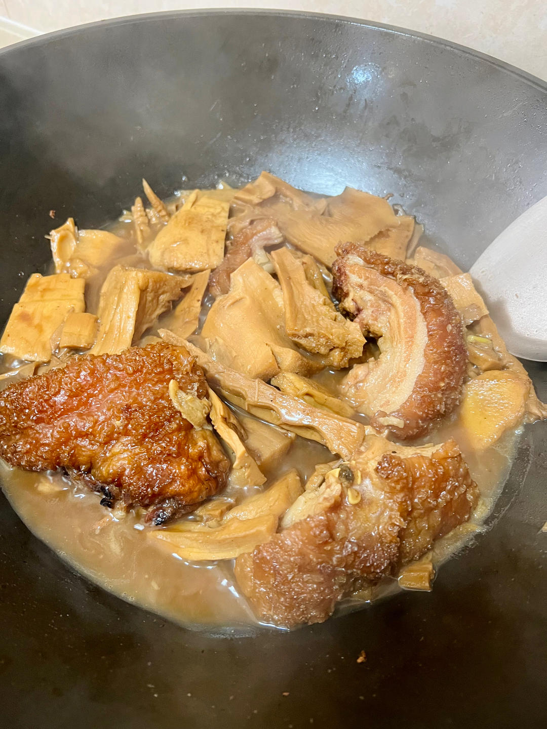 改良版笋干焖烧猪肉
