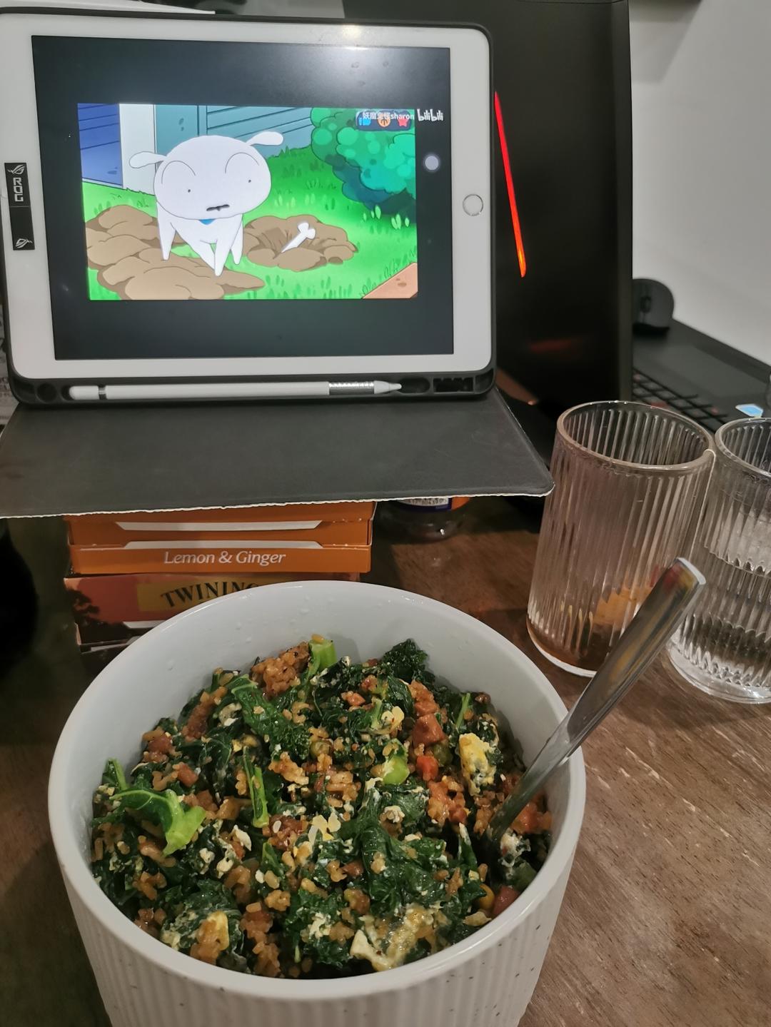 美国版香椿炒蛋：羽衣甘蓝炒鸡蛋，这下你不会嫌Kale难吃了！