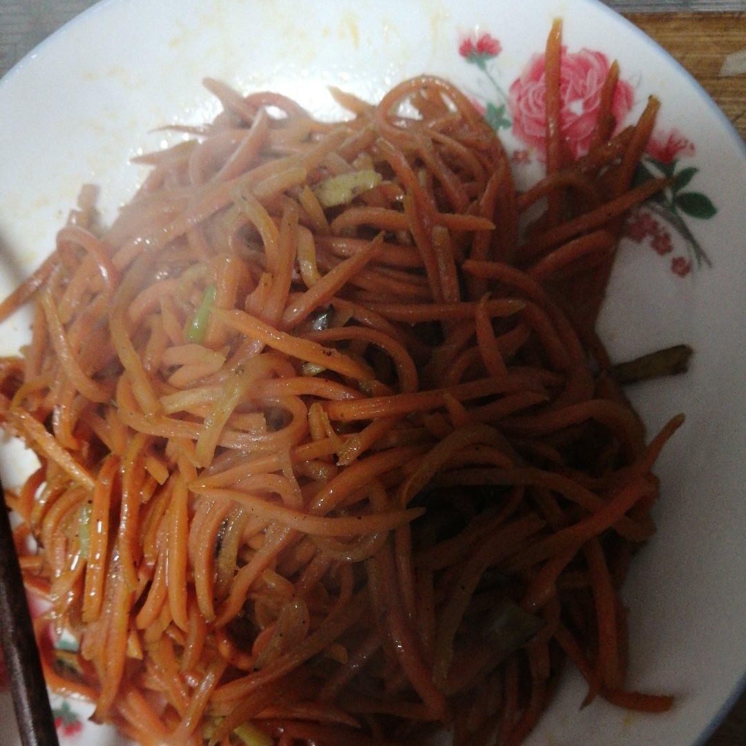 香炒胡萝卜丝（勾氏私房菜）