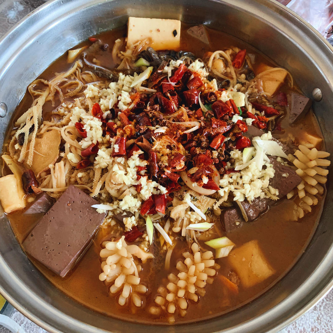 厨师长教你：“毛血旺”的家常做法，味道很棒先收藏起来