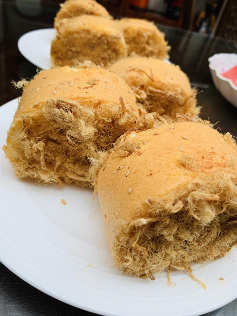 香葱肉松蛋糕卷（这是一个步骤超级详细的视频菜谱）