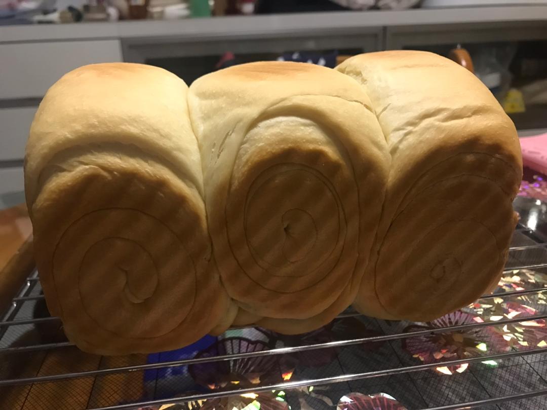 奶香超浓郁的淡奶油吐司（消灭淡奶油）