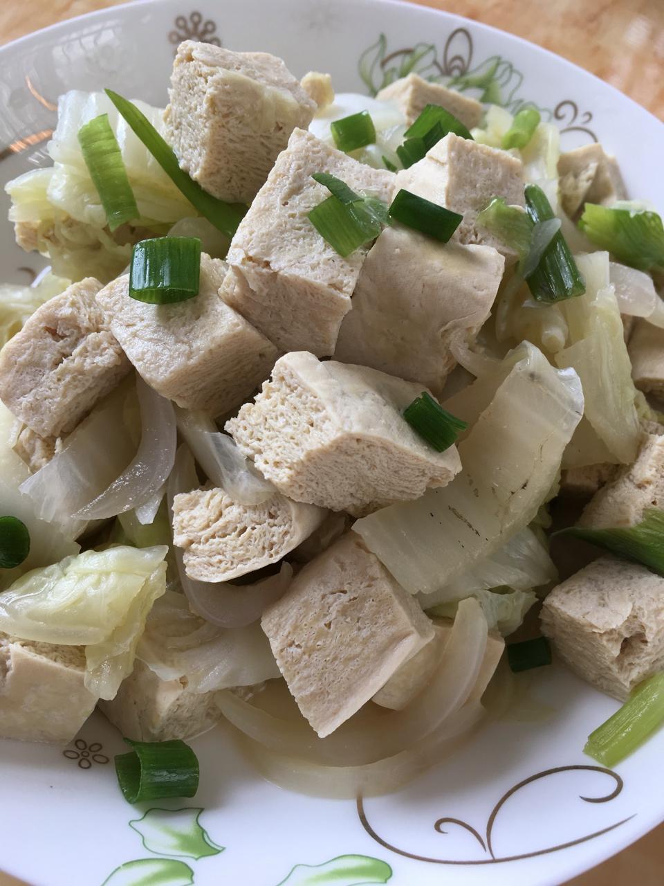 白菜炖冻豆腐