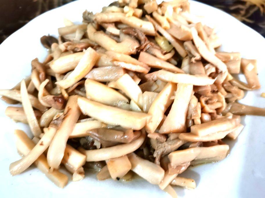 香蒜蚝油双菇
