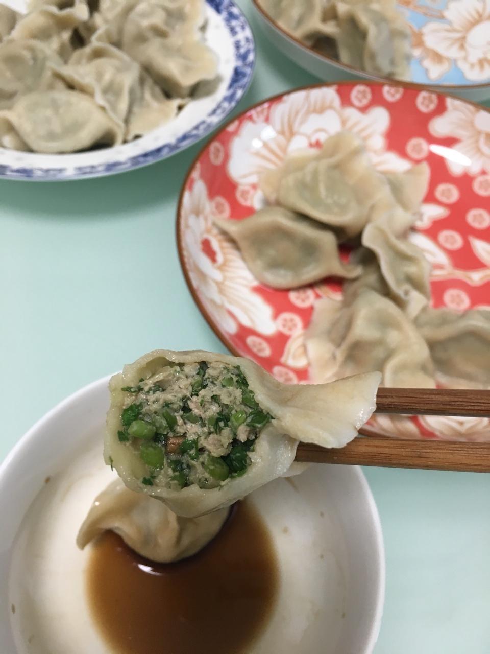 茼蒿鲜肉水饺