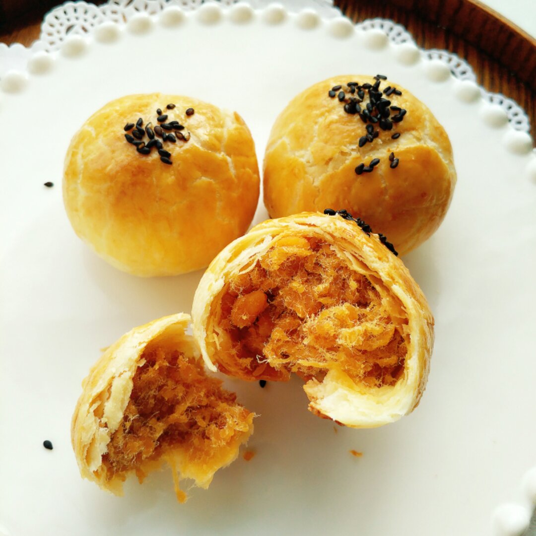 黄金肉松酥