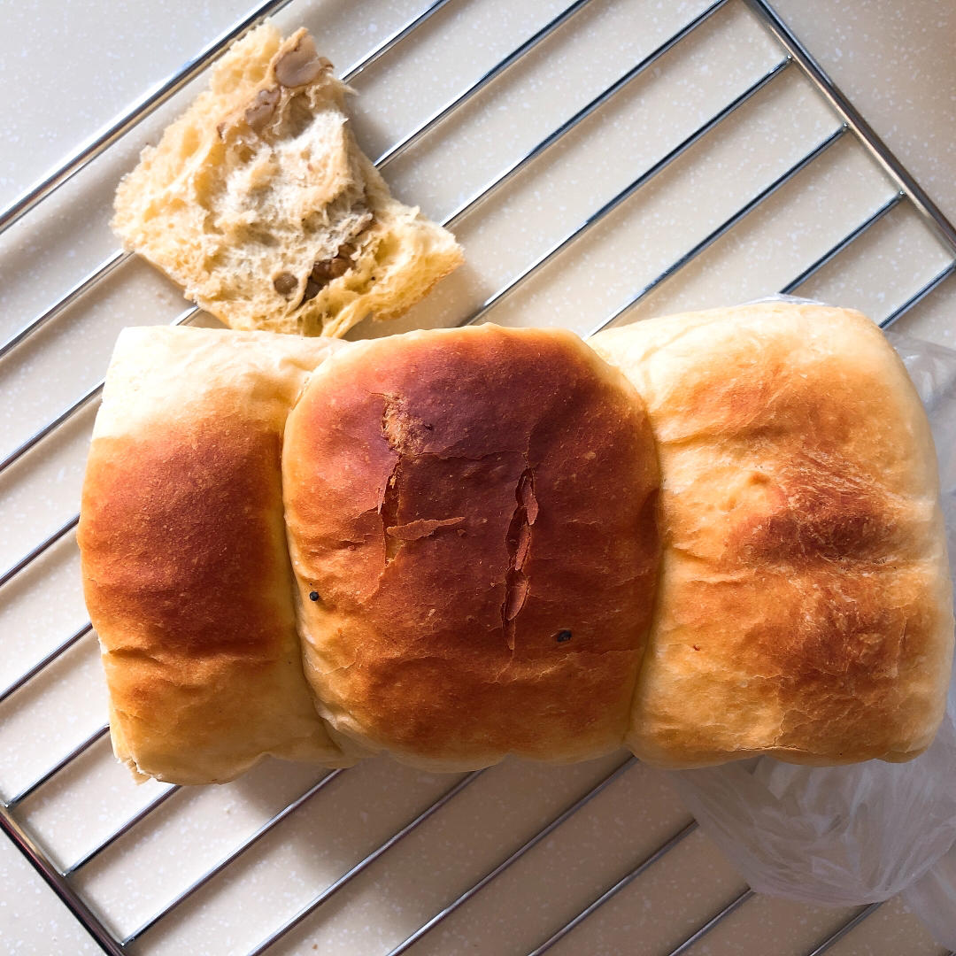 夺命软吐司(๑´ڡ`๑)超软拉丝极速方便的一次发酵吐司