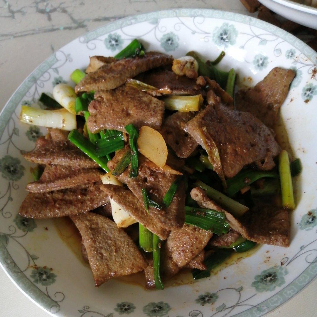 大蒜炒猪肝