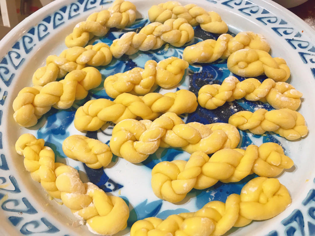 超级松软的奶香麻花