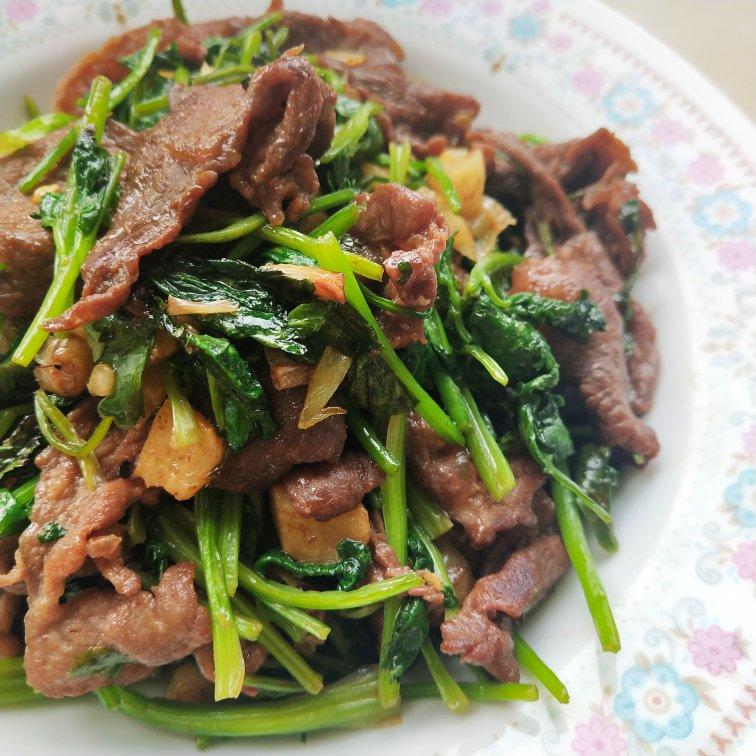 香菜牛肉