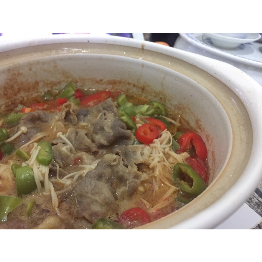 酸汤肥牛