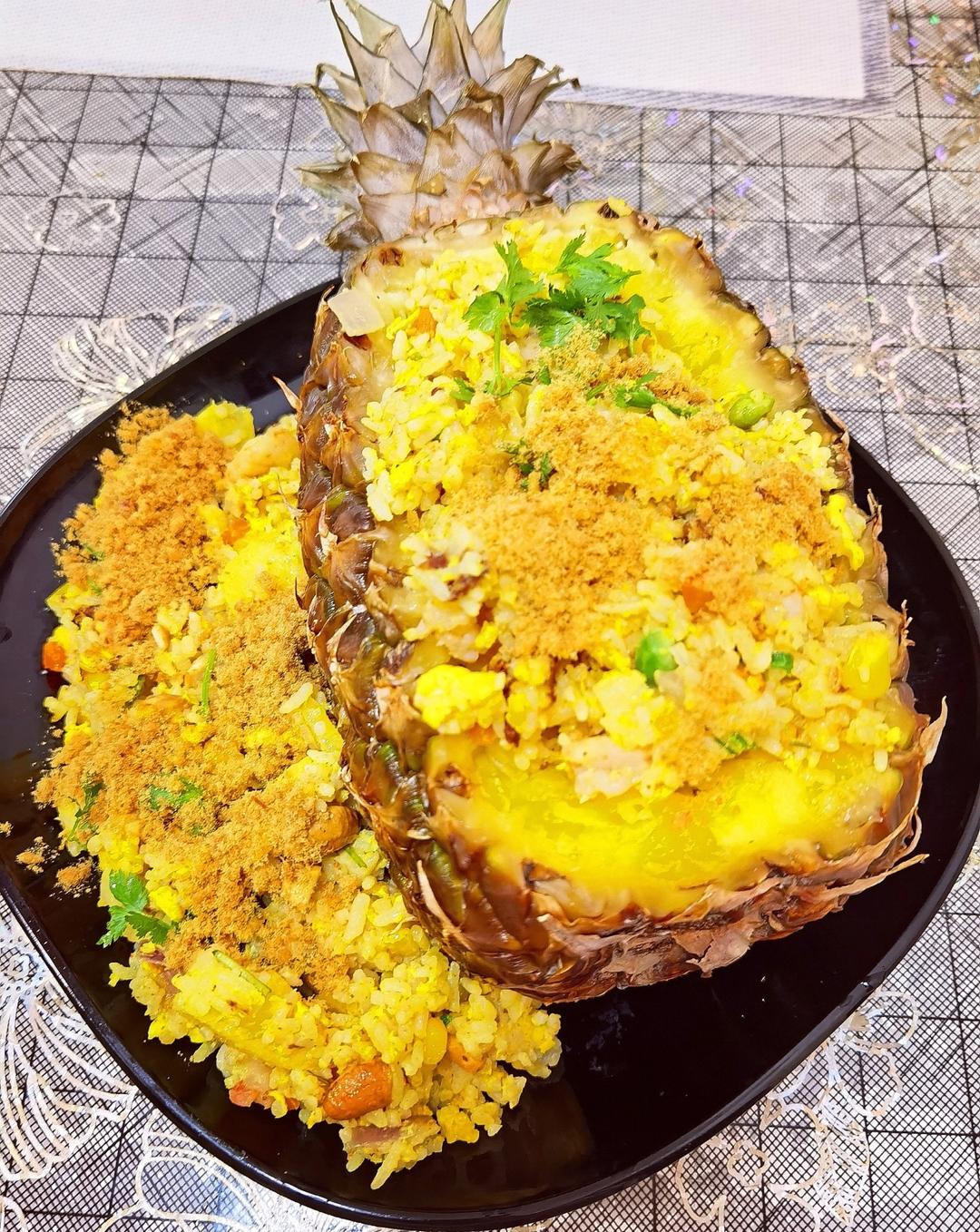 超正の泰式菠萝炒饭