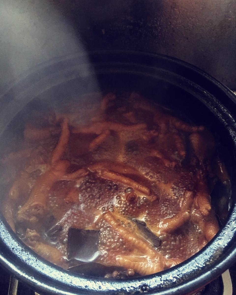 秘制红烧鸡爪