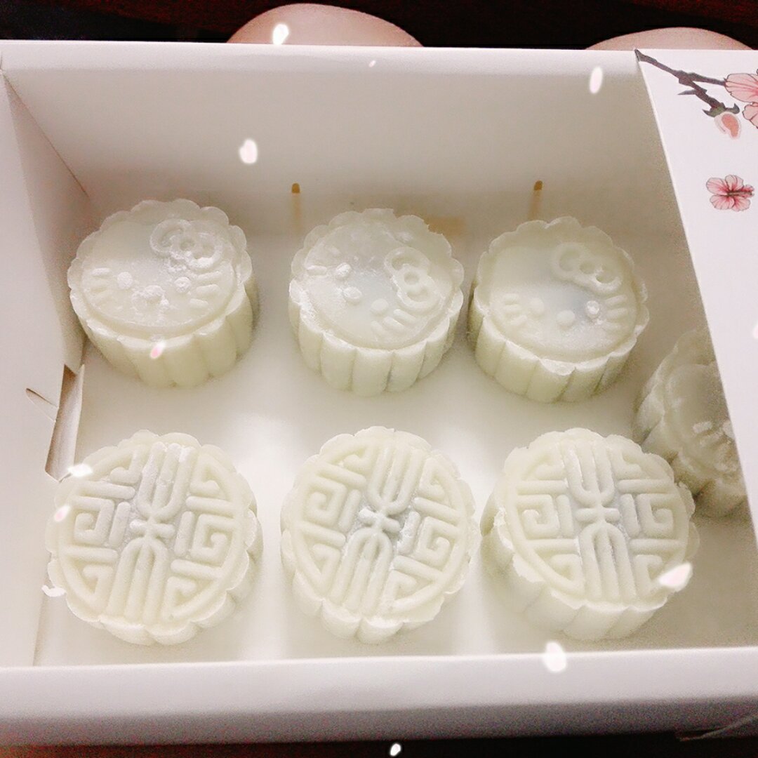 冰皮豆沙月饼