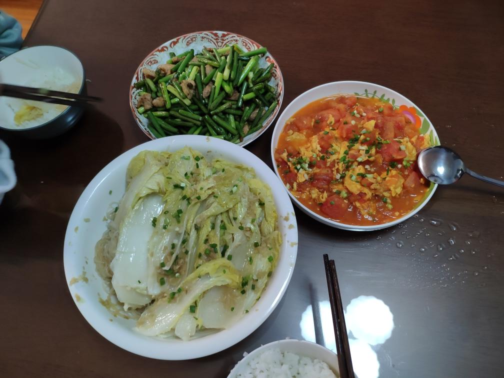 蒜苔炒肉，肉的做法