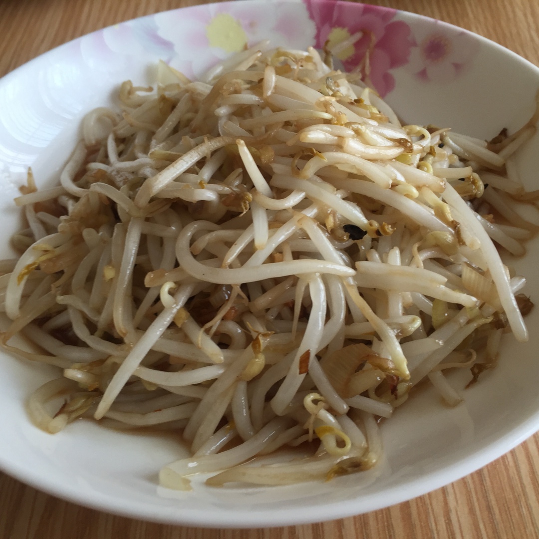 小白龟的猫做的素炒豆芽