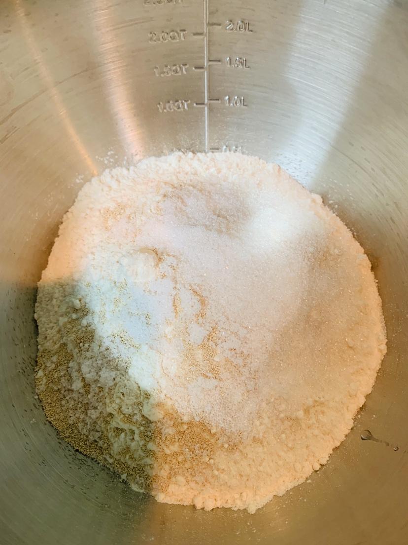 纯奶手撕吐司的做法 步骤1