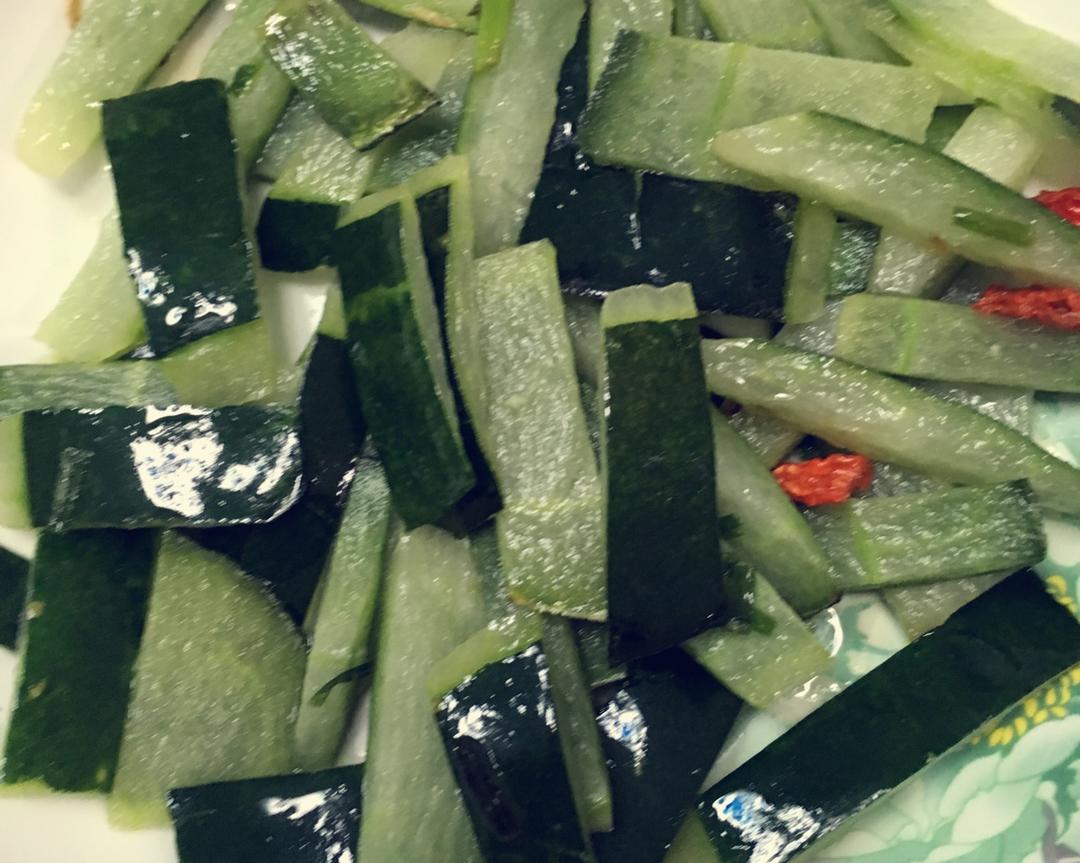 清炒冬瓜皮的做法