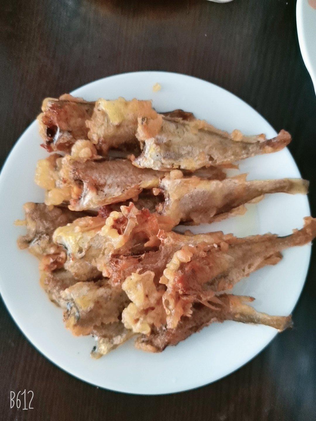 酥炸小黄鱼