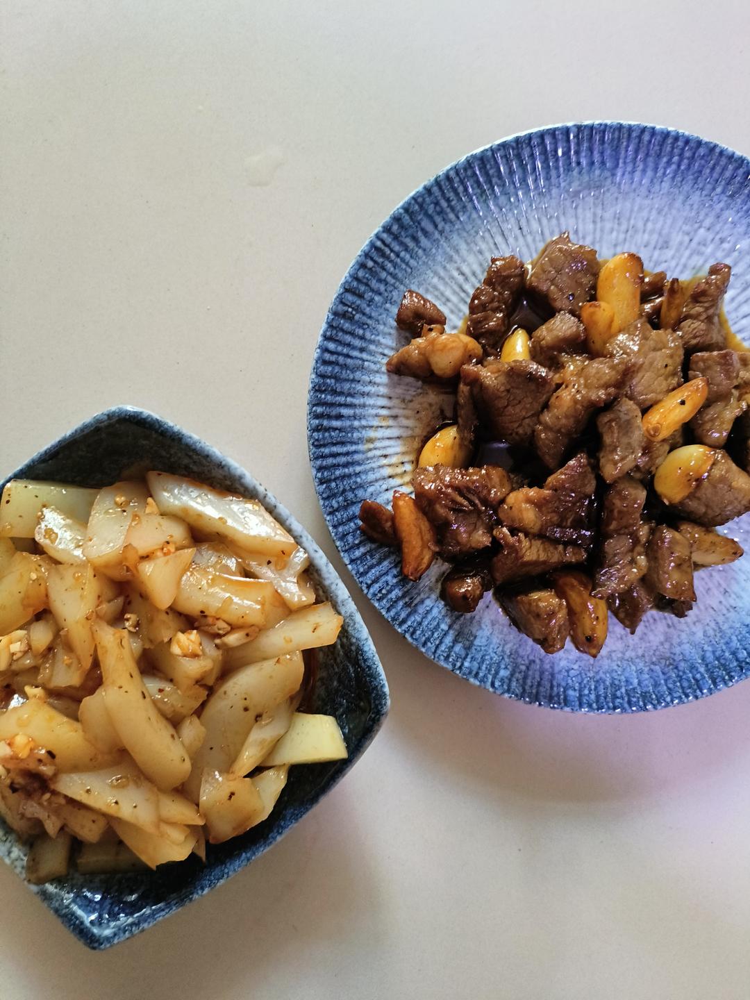 复刻天津桂园餐厅的黑蒜子牛肉粒