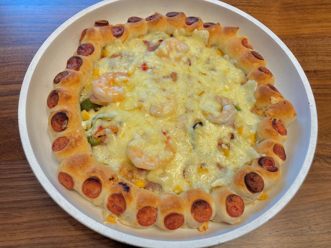 蘑菇火腿心花边比萨