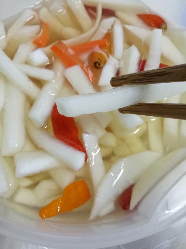 腌酸萝卜